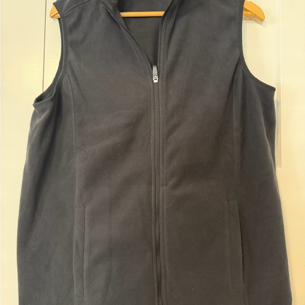 Lands' End Black Sleeveless Fleece Vest with Zip